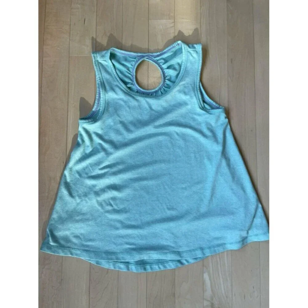 All In Motion Keyhole Tank - Picture 1 of 3